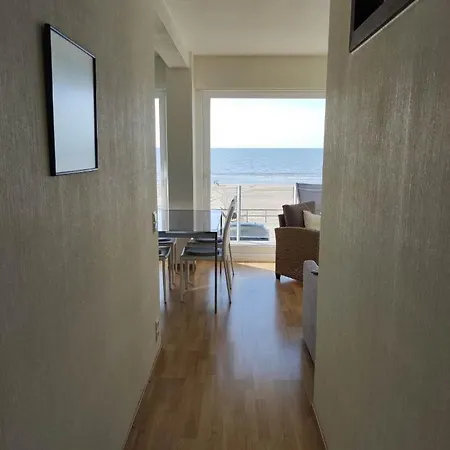 North Sea View With Parking * מידלקרק